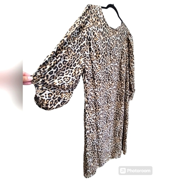H&M XXL Animal Print 3/4 Balloon Sleeve Back Slit Maxi Dress - Picture 3 of 7